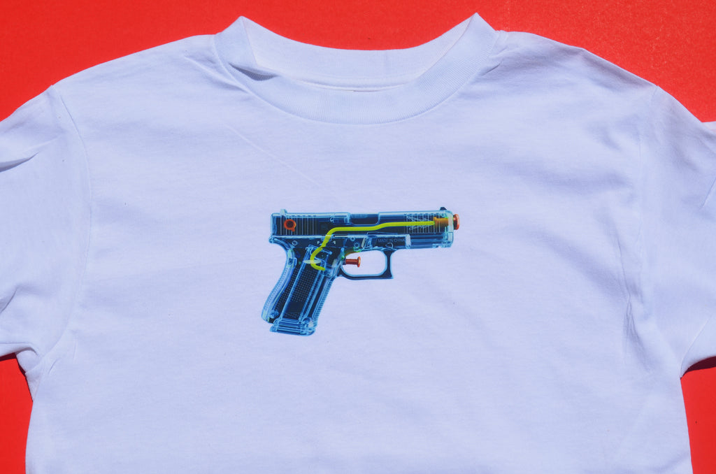 KINGS FOUGHT NO WAR (GUN ONLY) SHIRT